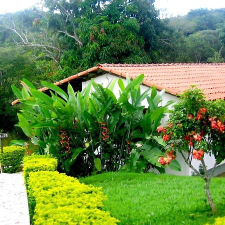 Raizama Fazenda Hotel Alexania Экстерьер фото